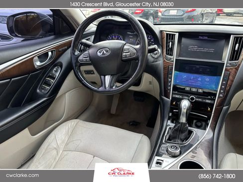 Used 2015 INFINITI Q50 Premium w/ Deluxe Touring Package image 14