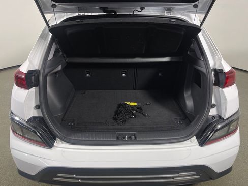 Certified 2023 Hyundai Kona SE w/ Cargo Package image 10