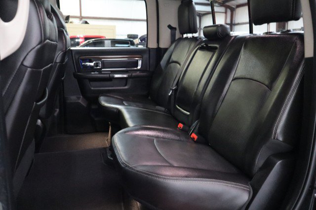 Used 2015 RAM 2500 Laramie w/ Black Appearance Group AWD/4WD image 58