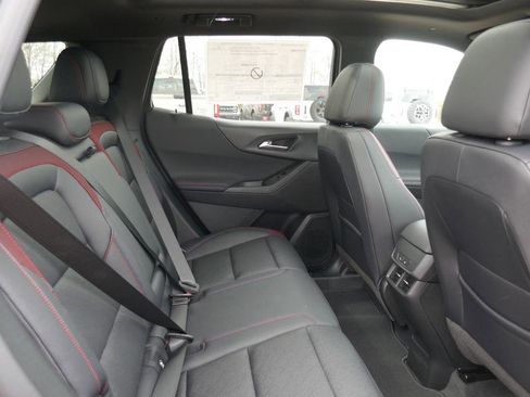 New 2026 Chevrolet Equinox RS w/ Convenience Package III AWD/4WD image 13