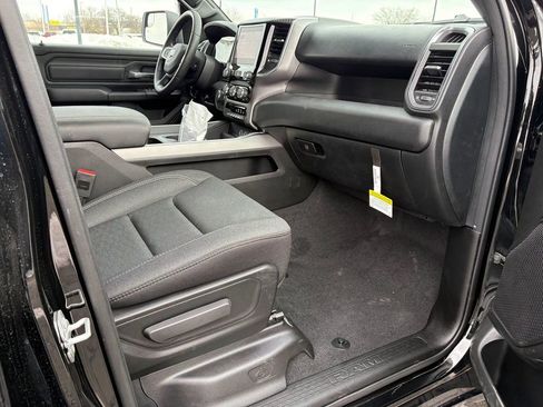 New 2026 RAM 1500 Express AWD/4WD image 10