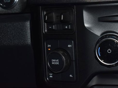 Used 2025 Ford F250 Platinum image 24