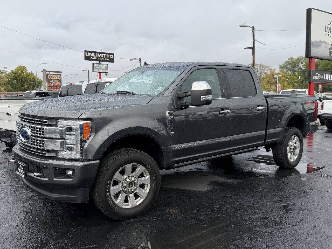 Used 2019 Ford F250 Platinum w/ Platinum Ultimate Package AWD/4WD image 5