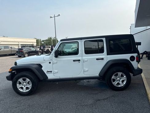 Used 2023 Jeep Wrangler Unlimited Sport AWD/4WD image 15