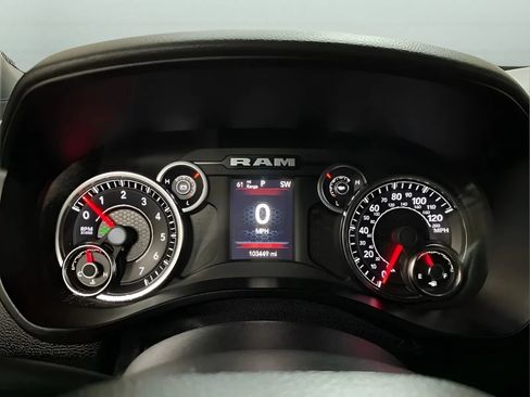 Used 2019 RAM 1500 Big Horn RWD image 17