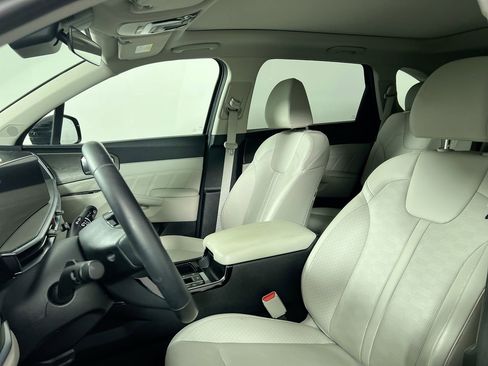 Certified 2025 Kia Sorento SX image 14