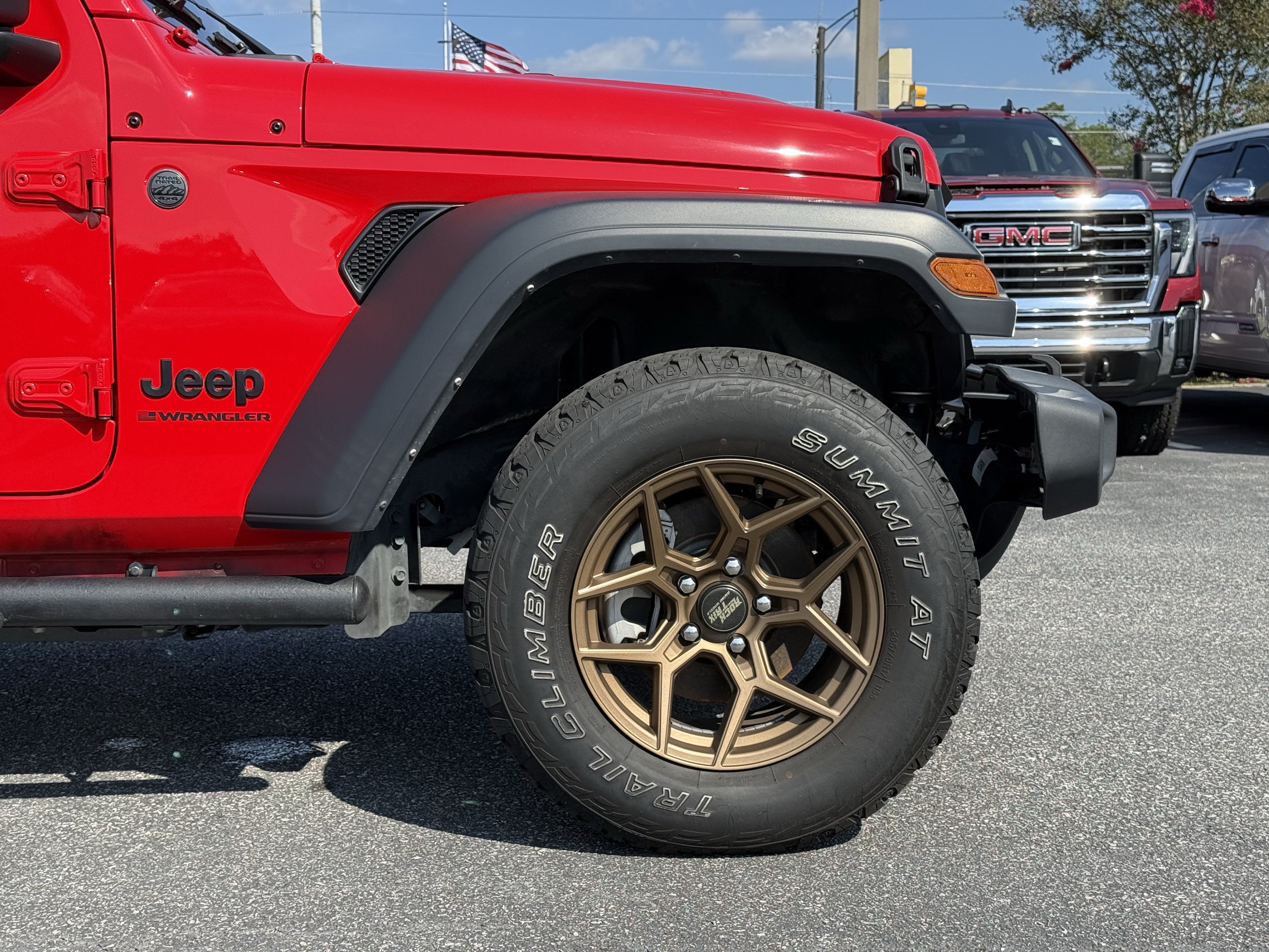Used 2024 Jeep Wrangler Sport AWD/4WD image 13