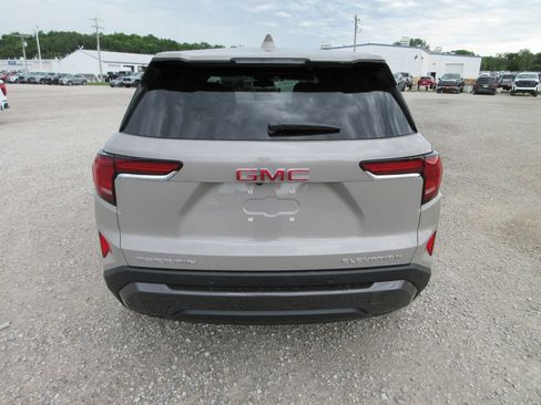 New 2026 GMC Terrain Elevation FWD image 5