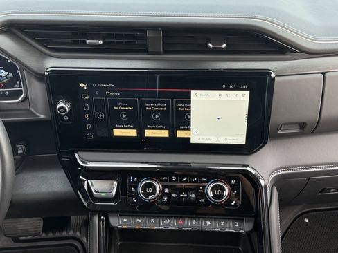 Used 2024 GMC Sierra 1500 AT4X image 19