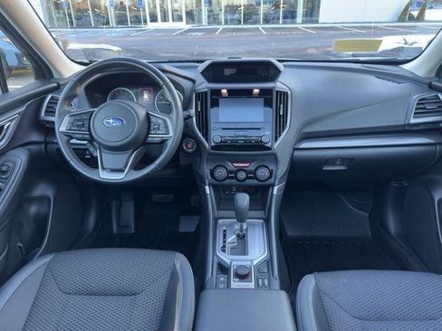 Used 2023 Subaru Forester Premium image 24