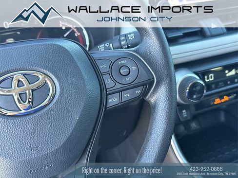 Used 2023 Toyota RAV4 XLE image 21