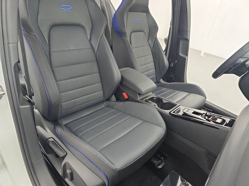 Certified 2024 Volkswagen Golf R AWD/4WD image 10