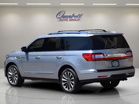 Used 2020 Lincoln Navigator Reserve w/ Luxury Package AWD/4WD image 6
