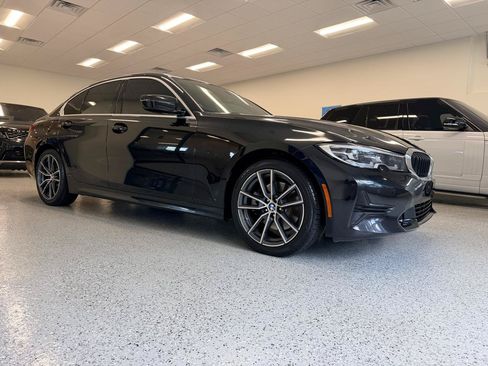 Used 2019 BMW 330i Sedan w/ Convenience Package RWD image 10