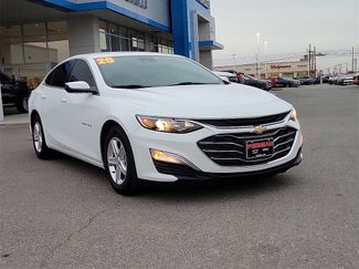 Used 2020 Chevrolet Malibu LS w/ Driver Confidence Package II video 2