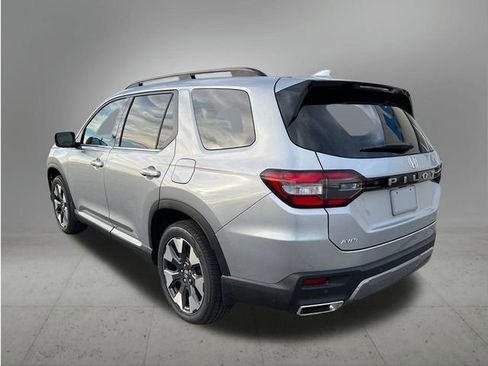 New 2026 Honda Pilot Elite image 3