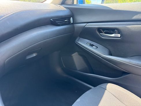Used 2022 Nissan Sentra SV FWD image 17