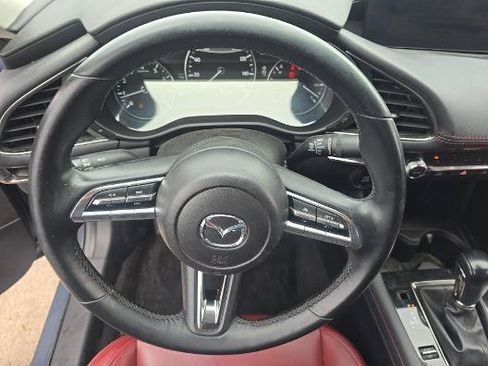 Used 2023 MAZDA MAZDA3 s FWD image 5