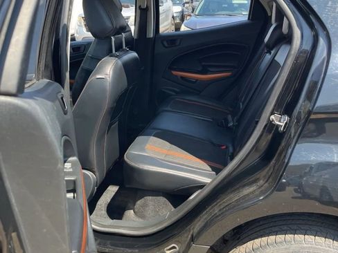 Used 2018 Ford EcoSport SES image 4