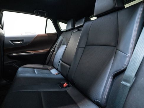 Used 2021 Toyota Venza XLE w/ Softex Package image 35