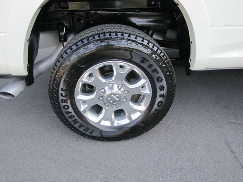 Used 2022 RAM 2500 Laramie AWD/4WD image 28