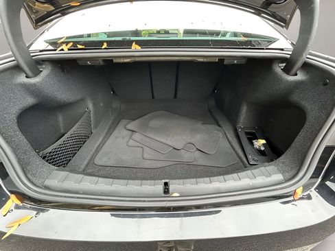 Used 2024 BMW 330i xDrive Sedan w/ Convenience Package image 37