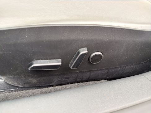 Used 2023 Tesla Model 3 Performance AWD/4WD image 10