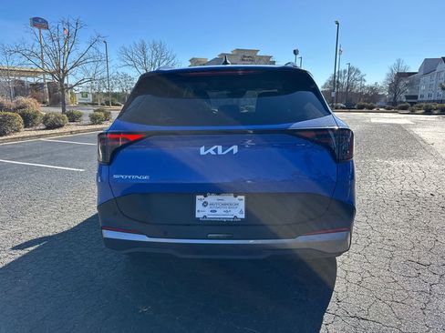 New 2026 Kia Sportage EX w/ EX Panorama Roof Package image 4