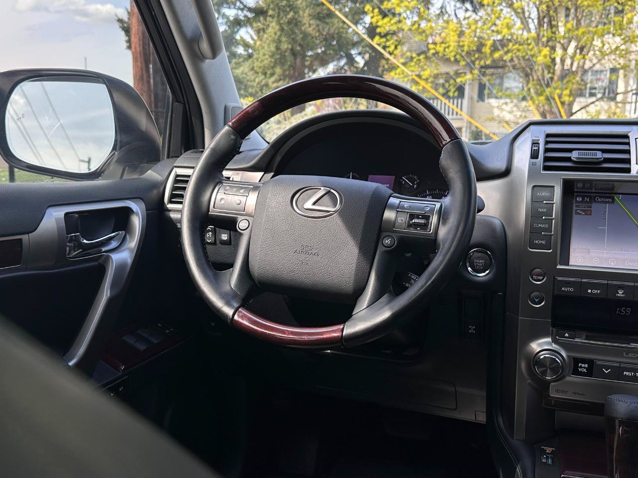 Used 2019 Lexus GX 460 Premium AWD/4WD image 18