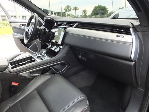 Used 2025 Jaguar F-PACE R-Dynamic S AWD/4WD image 24