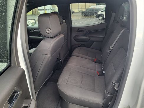 Used 2024 Chevrolet Colorado LT RWD image 14