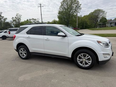 Used 2017 Chevrolet Equinox LT w/ Convenience Package AWD/4WD image 12