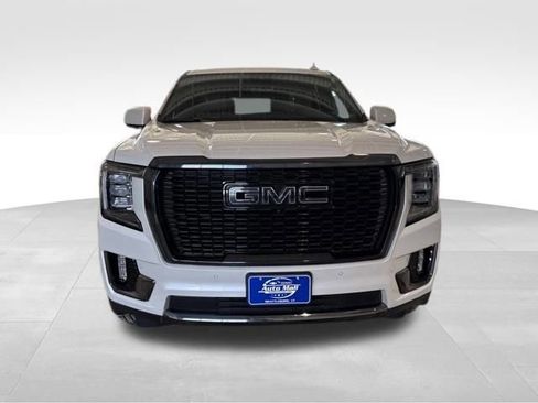 Used 2023 GMC Yukon Denali Ultimate image 9