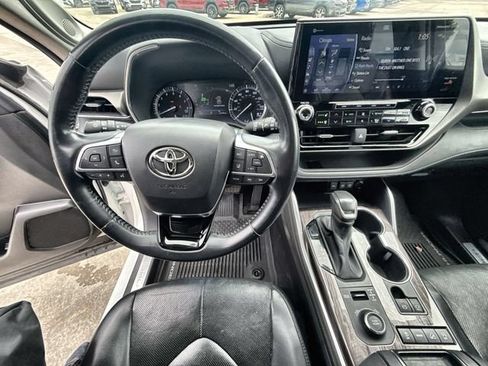 Used 2020 Toyota Highlander Limited AWD/4WD image 14