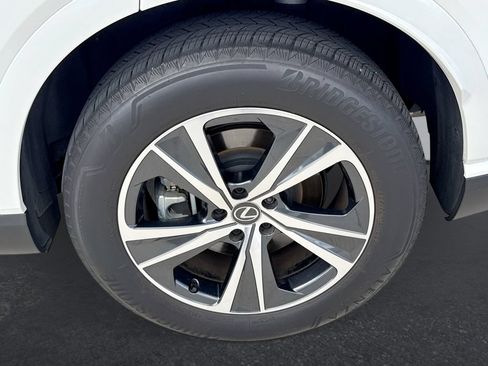 Certified 2025 Lexus RX 350 Premium w/ Accessory Package (Z1) FWD image 31