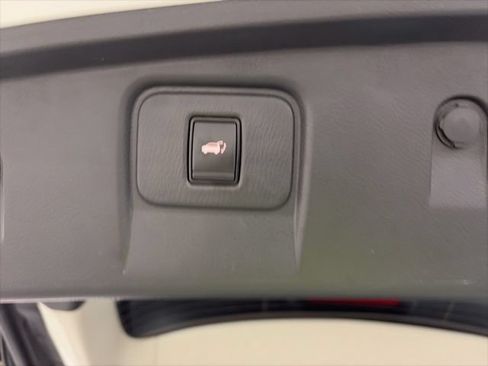Used 2022 Nissan Murano SL w/ SL Moonroof Package FWD image 12