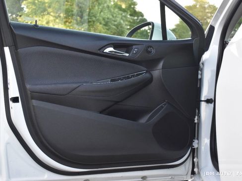 Used 2018 Chevrolet Cruze LT w/ LT Fleet Convenience Package FWD image 8