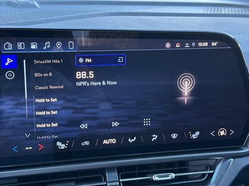 Used 2026 Chevrolet Equinox EV LT image 26