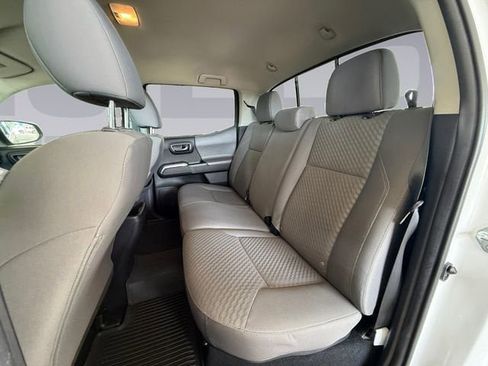 Used 2023 Toyota Tacoma SR5 AWD/4WD image 16