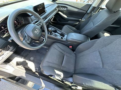 Certified 2023 Honda Accord LX image 22