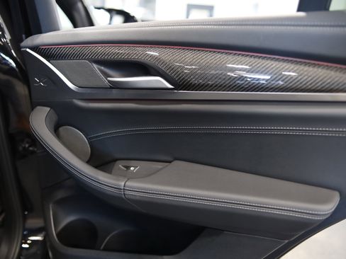 Used 2022 BMW X4 M image 39