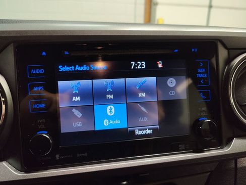 Used 2017 Toyota Tacoma TRD Off-Road w/ Tow Package image 34