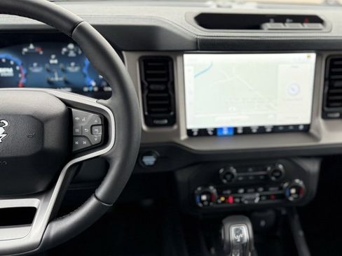 New 2025 Ford Bronco Outer Banks image 17