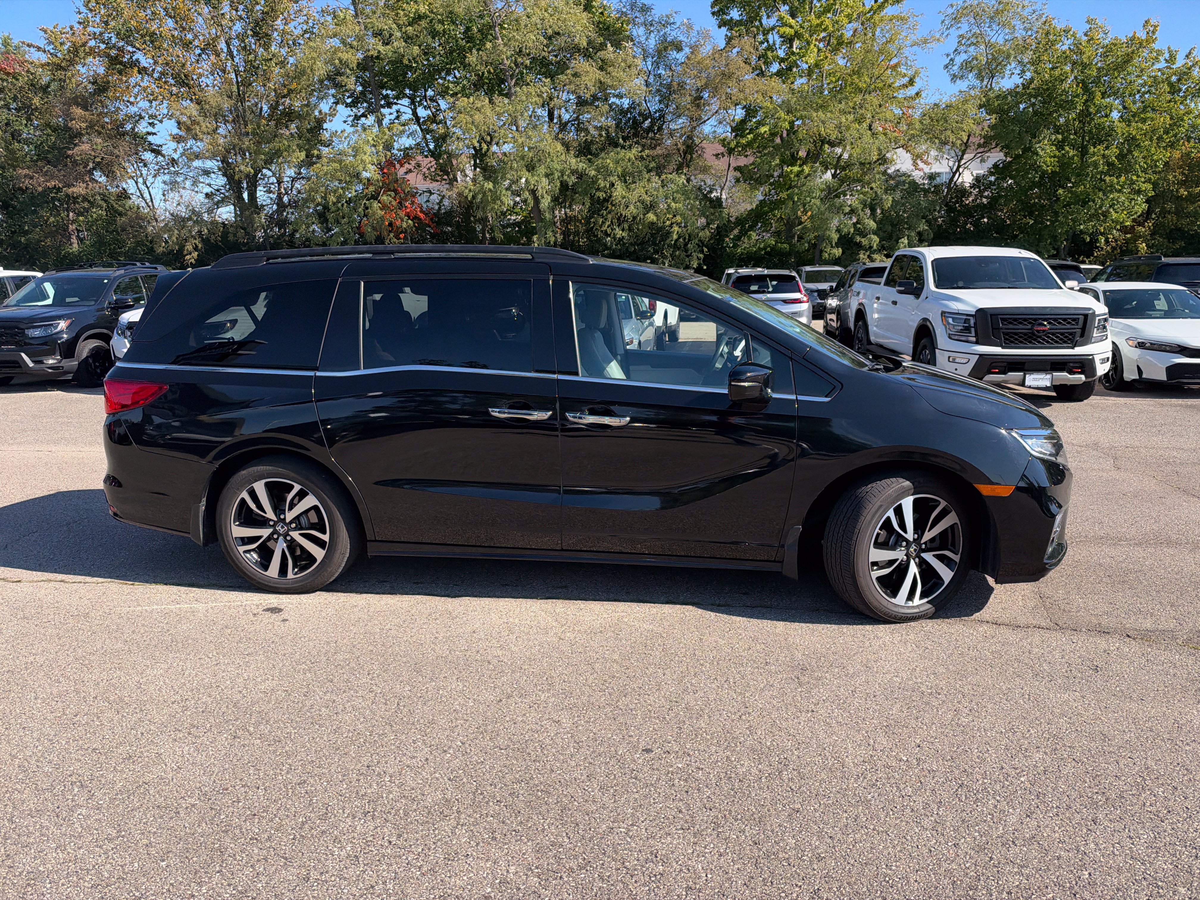 Used 2019 Honda Odyssey Elite image 17