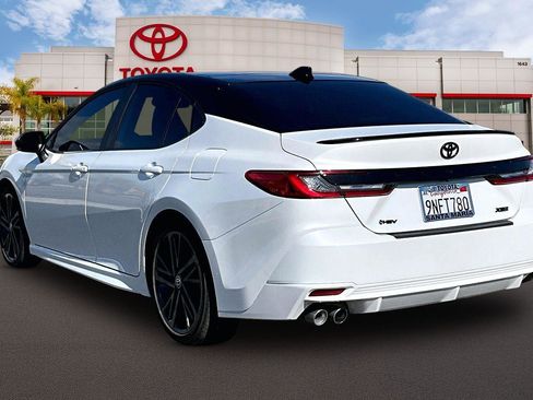 Used 2025 Toyota Camry XSE image 2