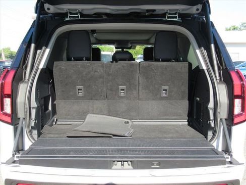 Used 2025 Ford Expedition Platinum AWD/4WD image 31
