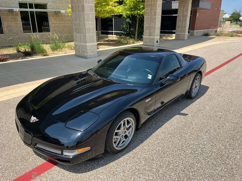 Used 2003 Chevrolet Corvette Z06 w/ Memory Package, 3 Drivers image 2