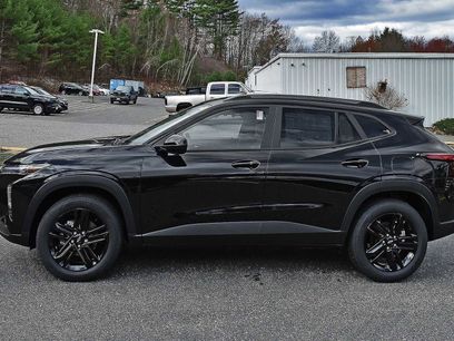 New 2026 Chevrolet Trax ACTIV w/ Sunroof Package