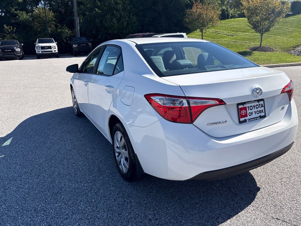 Used 2016 Toyota Corolla LE FWD image 5