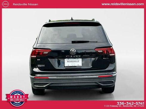 Used 2022 Volkswagen Tiguan SE image 4